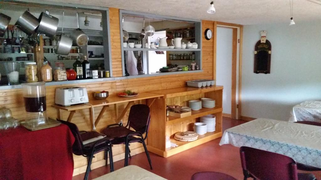 Yellow Dog Lodge, Inc. Yellowknife Exteriör bild