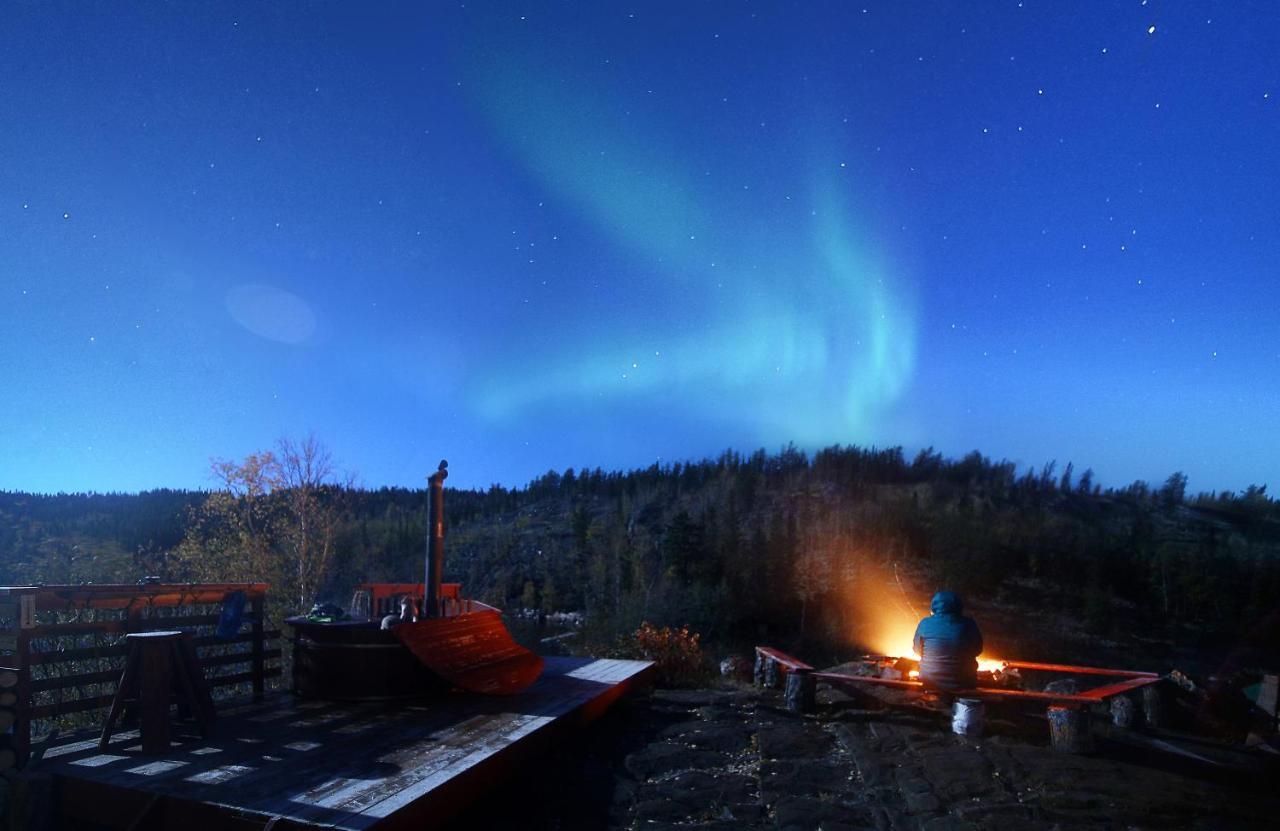Yellow Dog Lodge, Inc. Yellowknife Exteriör bild
