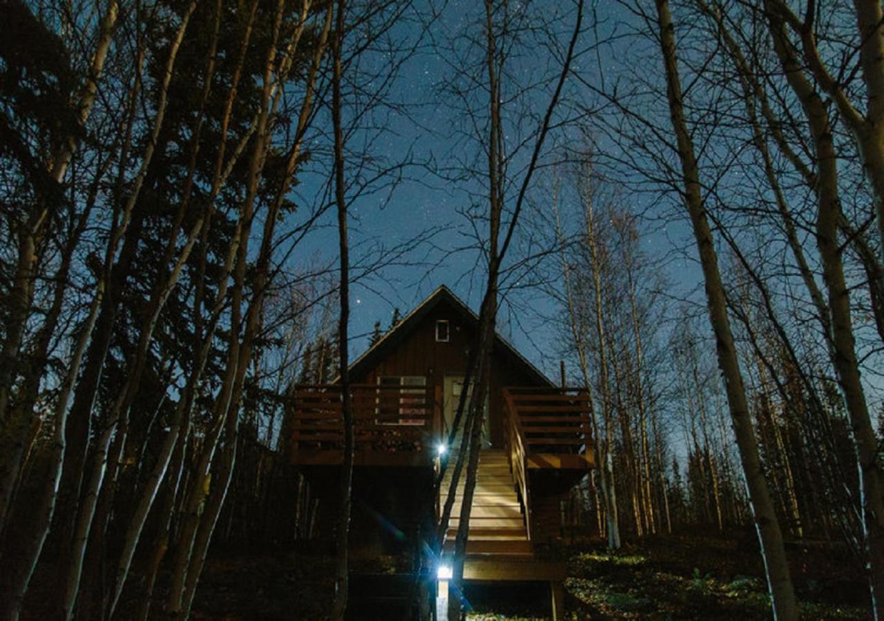 Yellow Dog Lodge, Inc. Yellowknife Exteriör bild