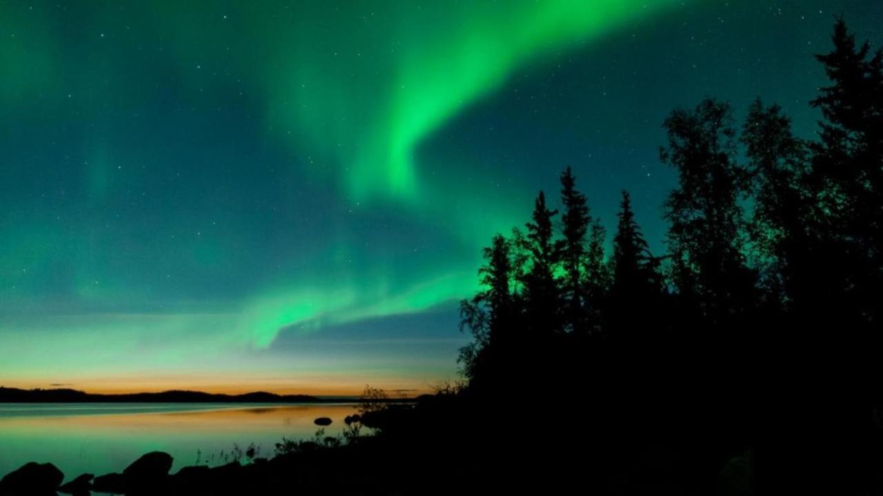 Yellow Dog Lodge, Inc. Yellowknife Exteriör bild